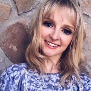 Meet your Posher, Hayley